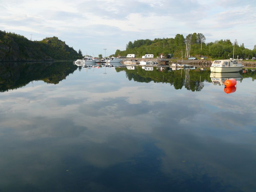 Norvege : bivouac à Oksneshamn
